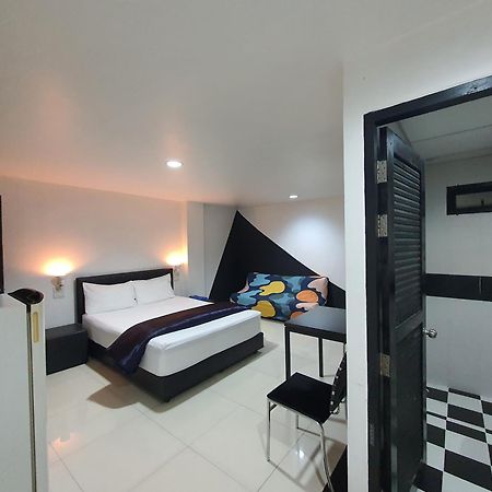 @Room Apartment Μπανγκόκ Εξωτερικό φωτογραφία